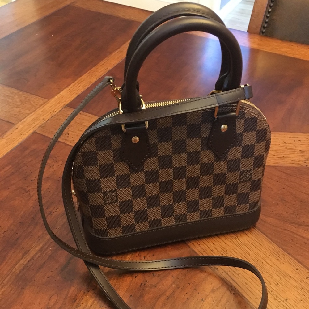 Authentic Louis Vuitton Alma B B Crossbody